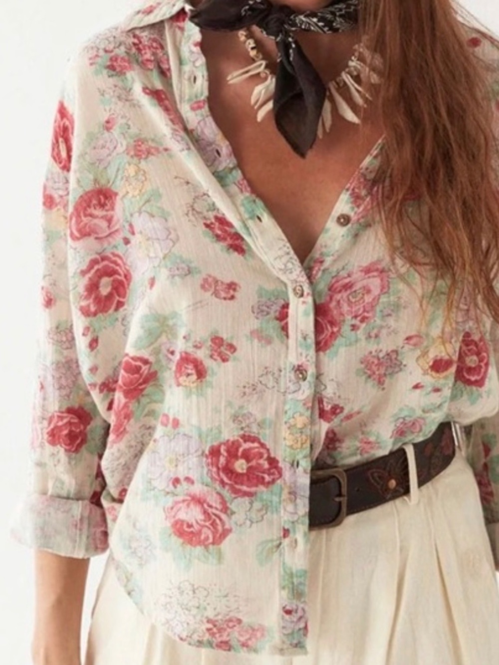 Maison Hotel Georgia Blouse in Candy Roses Floral Shirt with neck tie/ belt - Picture 4 of 6